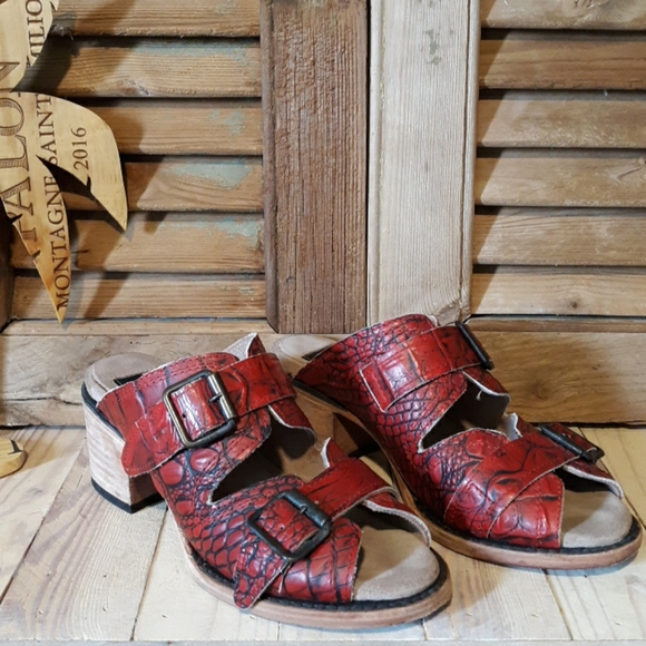 Freebird by Steven Shoes - FREEBIRD By Steven Caprice Red & Black Le…
